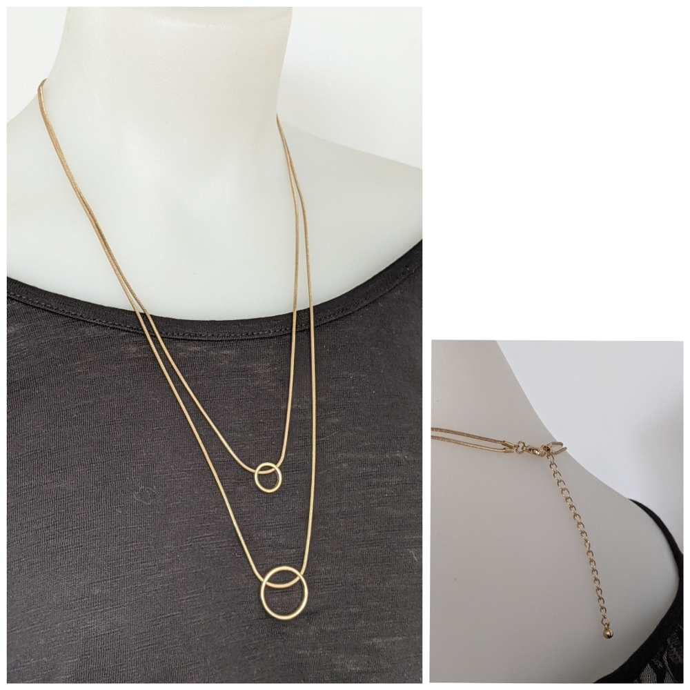 Golden Chains Necklace W/ Ring Pendant